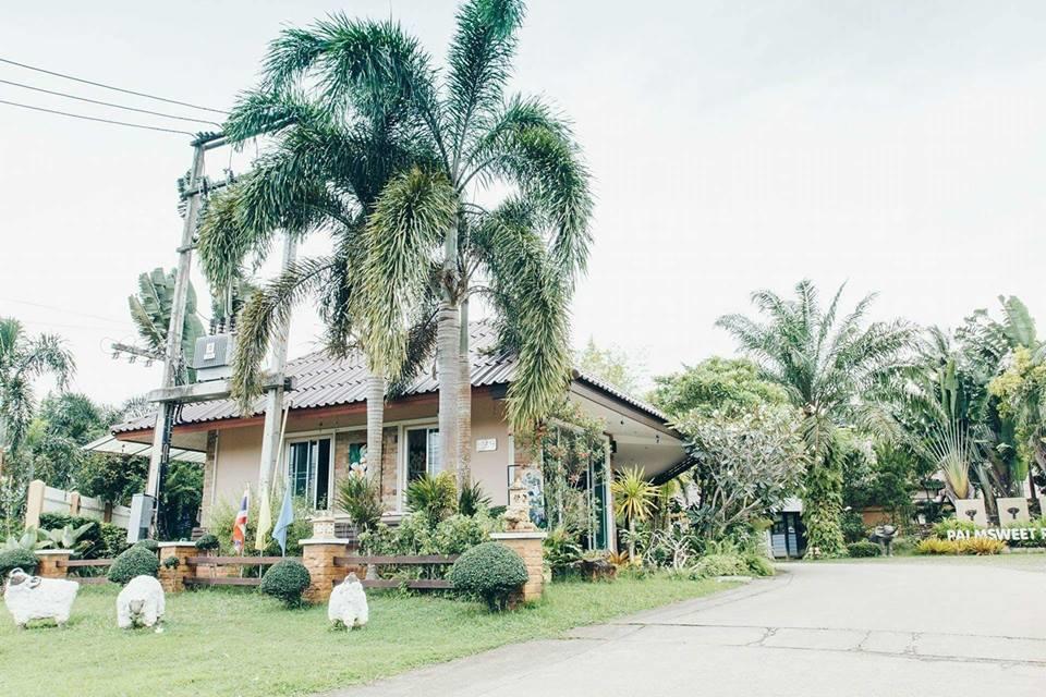 Palm Sweet Resort Chumphon Exterior photo